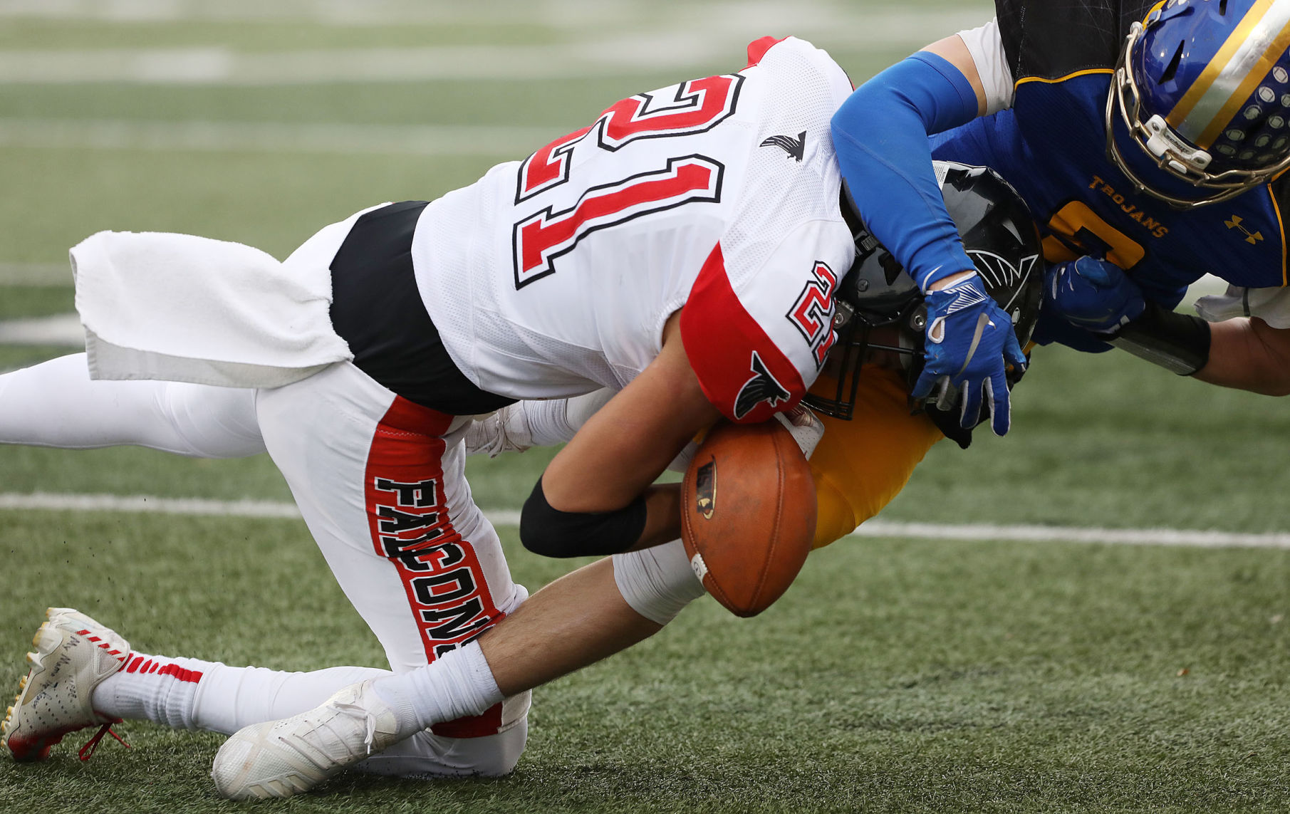Maroa Forsyth vs GCMS football 7 11.24.18.jpg